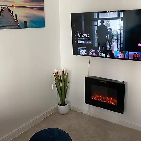 Luxury Modern 1Bed Sea View Apartment Rhos-on-Sea Exterior photo