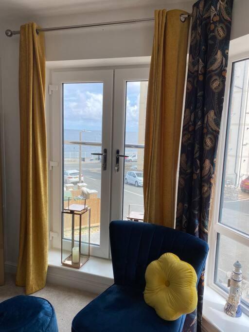 Luxury Modern 1bed Sea View Apartment *